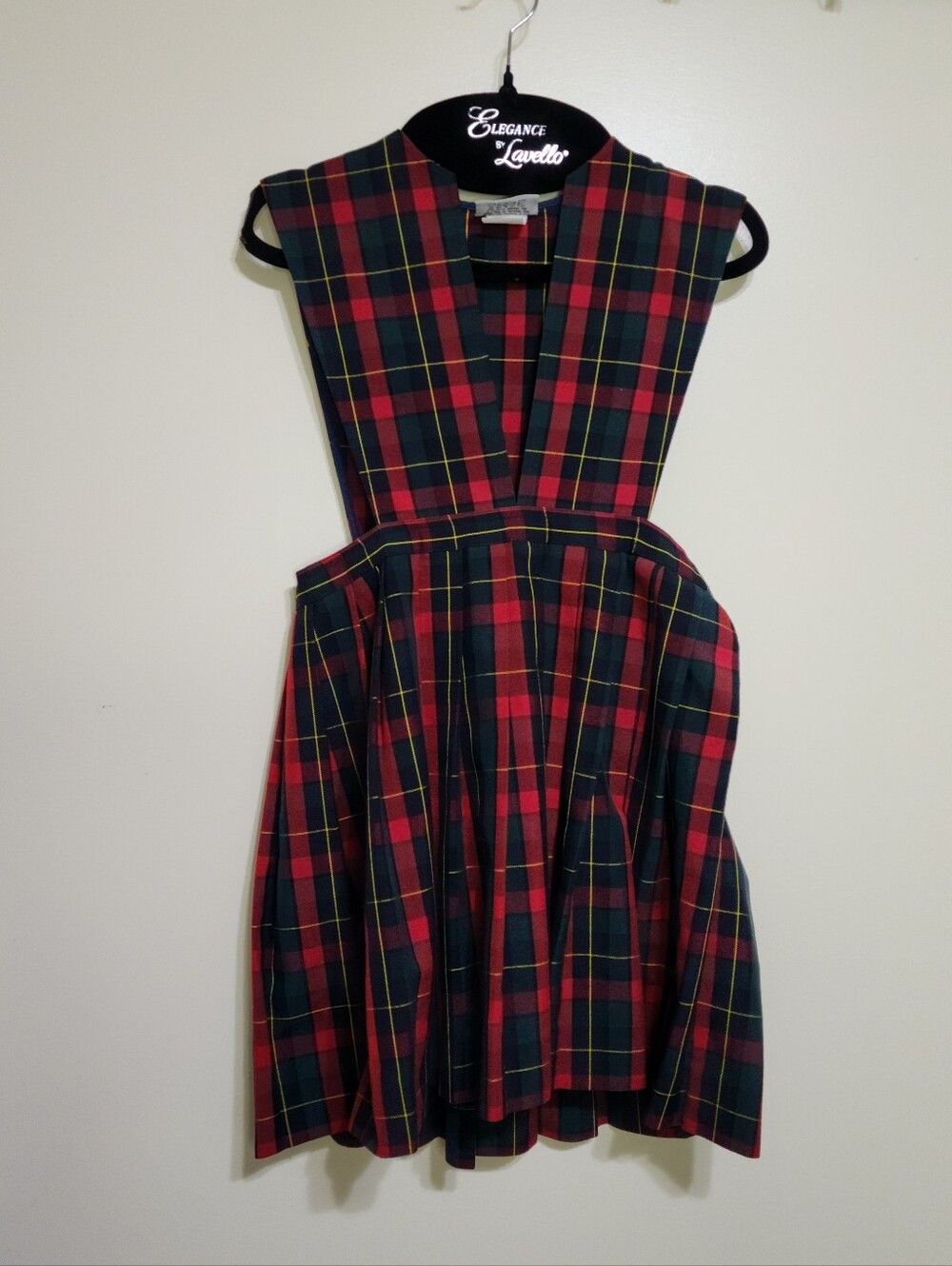 Schoolbelles Girls V-Neck Pleated Tartan Plaid Jumper Uniform Size 10X Red Green